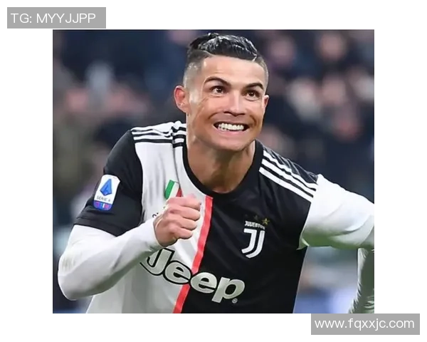 足球明星转会引发热议粉丝楼下狂欢庆祝新篇章